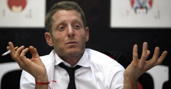 L’ex amante di Lapo Elkann chiede 10 milioni di risarcimento