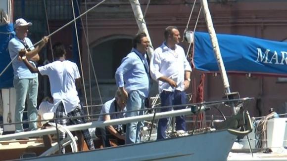 Sea Watch 3, Carola Rackete: “Chiedo scusa agli agenti, dovevo attraccare. A bordo atti di autolesionismo”