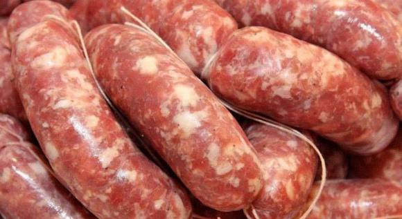 Allarme salmonella, salsicce ritirate dal mercato: il lotto contaminato dal batterio