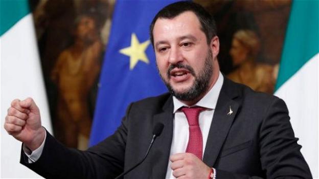 Il botta e risposta tra Salvini e l’Europa. Bruxelles: Stai sbagliando. Salvini: Fatevi i fatti vostri
