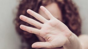 Palermo, violenza su una ragazza di 15 anni: arrestato anche il fidanzato