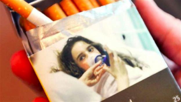 Rimini, scopre la foto della moglie morente in un pacchetto di sigarette: causa alla multinazionale del tabacco