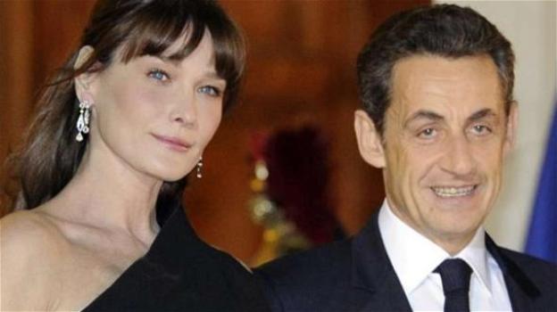 Carla Bruni lancia un avvertimento al marito Nicolas Sarkozy: "Gli taglio orecchie e gola"