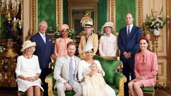 La Regina Elisabetta non ritorna sui suoi passi: “Archie non avrà nulla!”