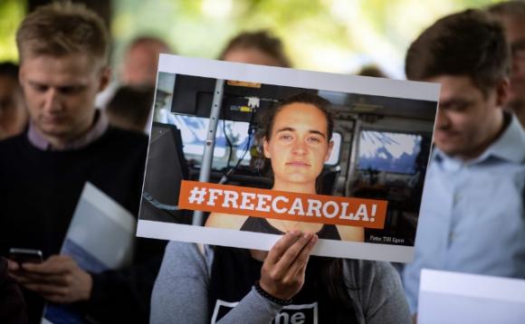Alessandra Vella, il giudice che non ha convalidato l’arresto di Carola Rackete insultata sul web