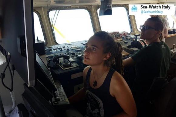 Sea Watch, la raccolta fondi in favore di Carola Rackete è un successo