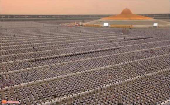 Un milione di bambini meditano per un mondo migliore