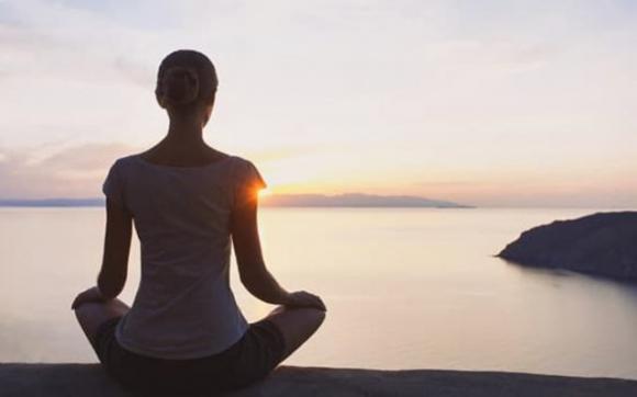 Un milione di bambini meditano per un mondo migliore