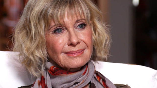 Olivia Newton-John, le parole inaspettate sul suo tumore: "Non so quanto vivrò"
