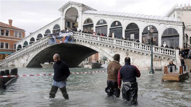 Il Mediterraneo innalzerà il suo livello di 20 cm entro il 2050: Venezia verrà sommersa