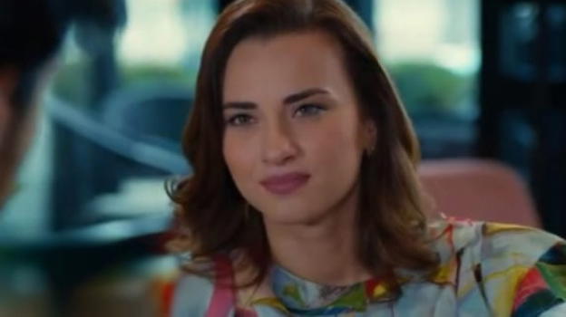 Bitter Sweet, anticipazioni puntata 29 agosto: Demet vuole incastrare Hakan. Nazli incontra Pelin