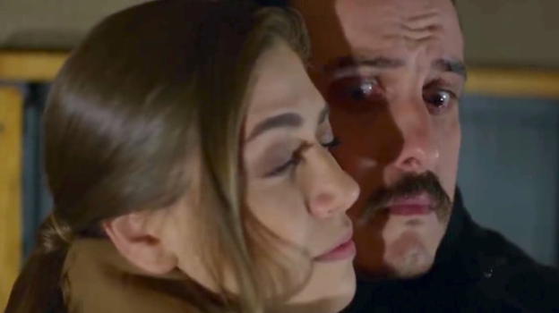 Bitter Sweet, anticipazioni turche: Fatos confessa a Nazli di amare Tarik