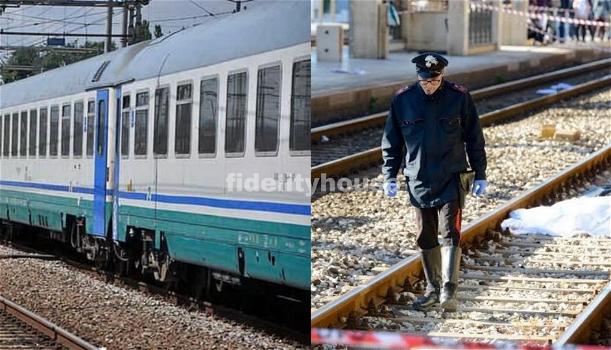 Torino, lungo i binari con le cuffiette: 20enne travolto dal treno, è morto sul colpo