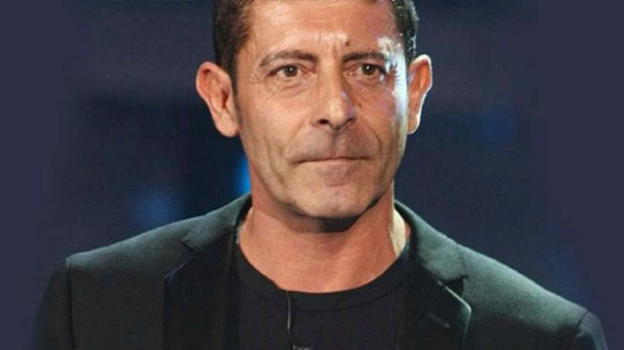 Luca Laurenti appare visibilmente dimagrito e sciupato: il grande cambiamento del presentatore