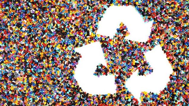 Modifica alle molecole della plastica per renderla ancora più riciclabile