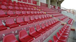 Uno stadio eco sostenibile? Si può: seggiolini in plastica riciclata nel pisano