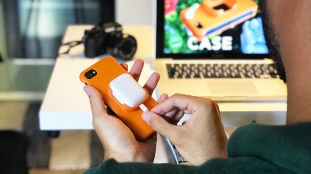Earoo iPhone Case: come non smarrire gli AirPods grazie ad una iPhone cover  ecologica