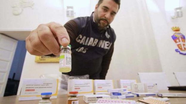 Cremona, traffico internazionale di farmaci: 18 arresti grazie all’indagine Dawaa condotta dalla procura