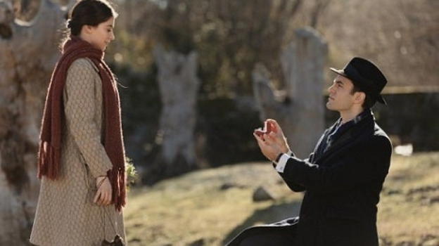Il Segreto, anticipazioni puntata 16 settembre: Elsa prende tempo con Alvaro. Fallisce la fuga di Maria e Roberto