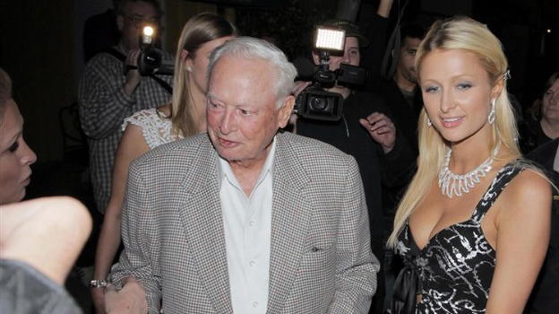 Paris Hilton: il nonno miliardario è morto a 91 anni