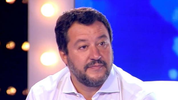 Matteo Salvini litiga a Live-Non è la D’Urso con Alba Parietti e Asia Argento