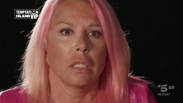 Temptation Island Vip, Anna Pettinelli furiosa contro Stefano Macchi: "Gli faccio una faccia così"