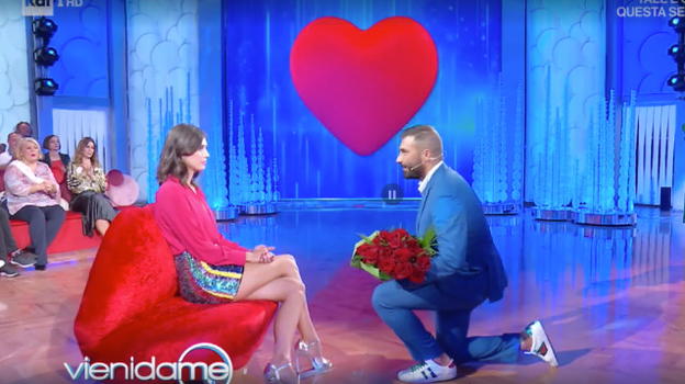 Vieni da me, Giovanni Conversano fa la proposta di nozze a Giada Pezzaioli: la risposta di lei gela tutti