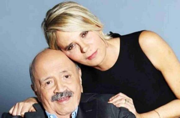 Maria De Filippi e Maurizio Costanzo mostrano la loro casa: è grandissima e arredata con gusto