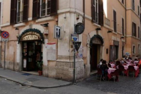 Roma, maxi scontrino al centro storico: “Turiste giapponesi truffate”