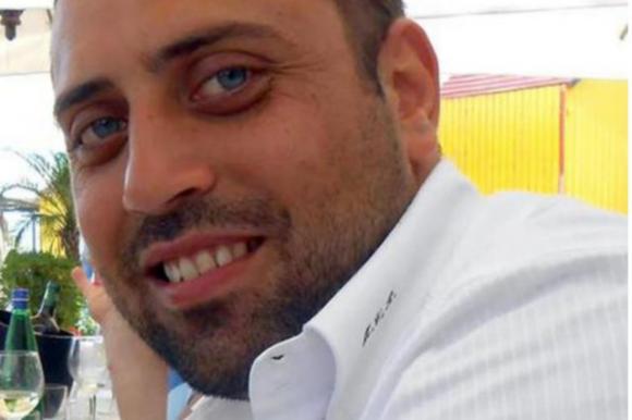 Carabiniere ucciso a Roma, bruciati i fiori e la foto in memoria di Mario Cerciello Rega