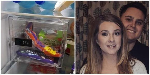 La fidanzata gli ruba il cioccolato e così lui compra una cassaforte da frigo