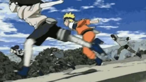 Nel giorno dell’invasione all’Area 51 ragazzo corre alla Naruto dietro il giornalista