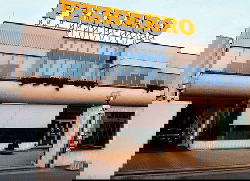 Ferrero premia i dipendenti Nutella: duemila euro in più nella busta paga di Ottobre