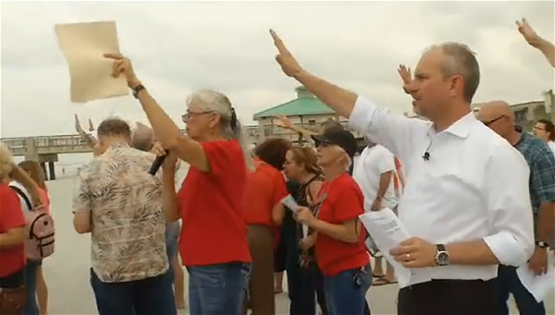 Florida: i cristiani vogliono bloccare l’uragano con le preghiere