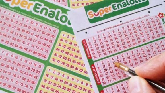 Superenalotto, il vincitore del montepremi più alto della storia non si è ancora presentato