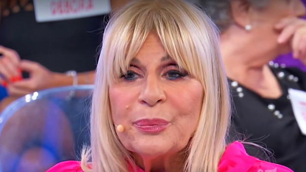 U&D over, Gemma Galgani incassa due rifiuti e si sente male. Tina Cipollari: "Sei ridicola"