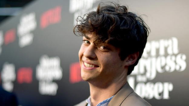 Noah Centineo: primo red carpet di coppia con la nuova fidanzata