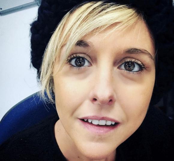 Usano il nome di Nadia Toffa per truffare due parroci con una finta eredità: denunciati