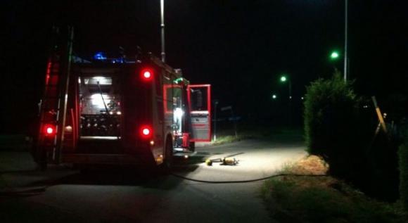 Si ubriaca e cade nel canale: salvato da due prostitute