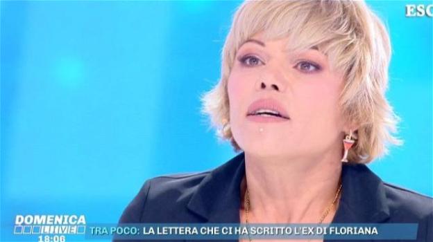 Domenica Live, Floriana Secondi fuori controllo contro il presunto ex: "Mi ha rovinata"