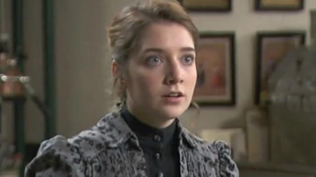 Una Vita, anticipazioni del 15 novembre: Flora fa un’importante scoperta