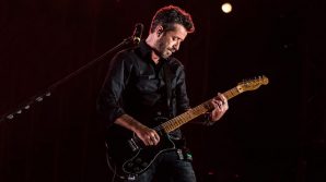 Il viaggio di Daniele Silvestri sul palco del Palaflorio di Bari