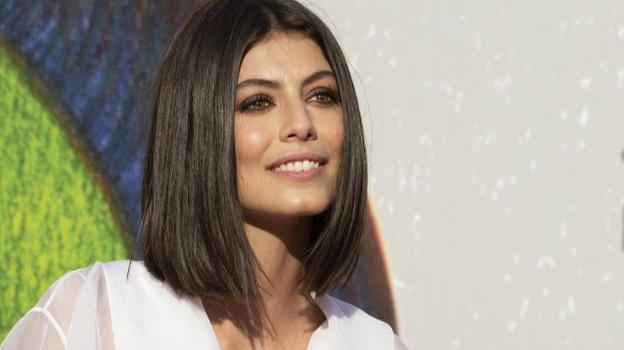 Prodigi, Alessandra Mastronardi: l’attrice commossa per il suo ritorno in Italia