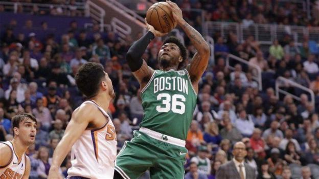 NBA, 18 novembre 2019: i Boston Celtics espugnano il parquet dei Phoenix Suns, vittoria di Milwaukee a Chicago