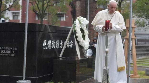 Papa Francesco, a Nagasaki, invita a dire no agli armamenti nucleari
