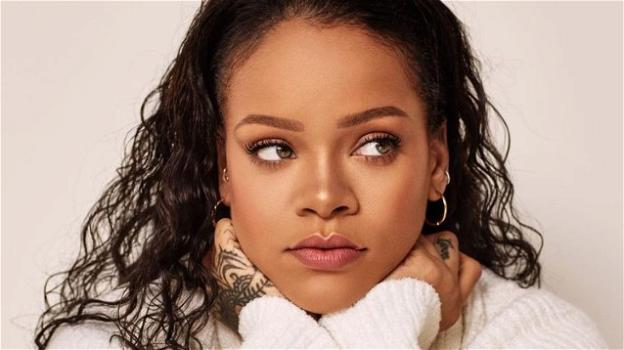 Rihanna, la regina delle Barbados, prende una pausa dalla musica