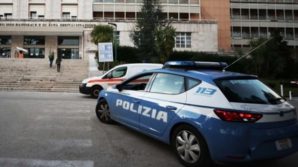 Ospedale Monaldi di Napoli: momento di panico, dopo l’arrivo di un uomo che fa irruzione in corsia