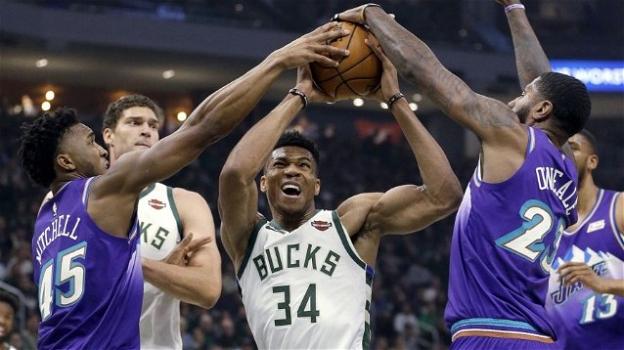 NBA, 25 novembre 2019: Antetokounmpo super ed i Bucks stendono i Jazz, i Raptors superano i 76ers