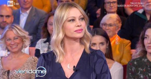 Anna Falchi: “Ho visto gli UFO. Per due volte”