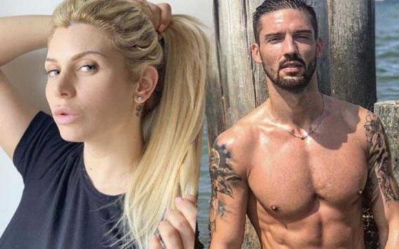 Domenica Live, Paola Caruso scoppia in lacrime: “Moreno mi filmava di nascosto”